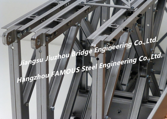 Chine L'application de haute résistance de panneau de pont de Bailey de manganèse largement dans l'ingénierie projette la location fournisseur