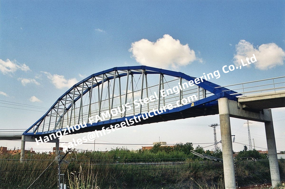 LA CHINE Longue durée de vie du pont structural en acier Durée de vie de 50 ans Type de pont hauteur en acier 2,5 m fournisseur