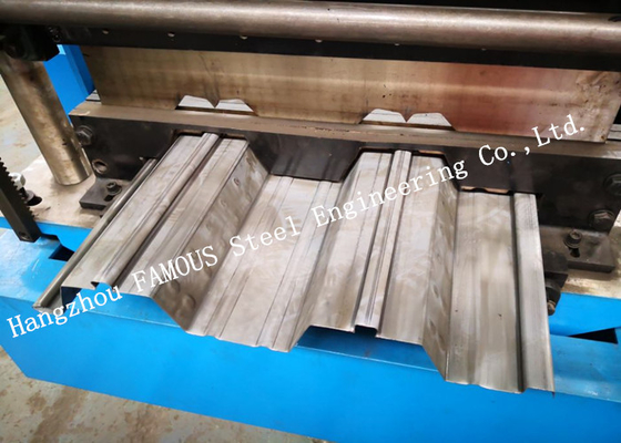 Chine Coffrage composé en acier galvanisé de Decking en métal pour la construction de système des pavés fournisseur