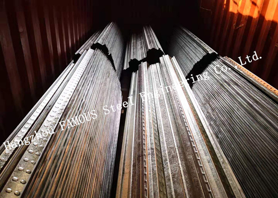 LA CHINE feuille composée en acier de Decking de plancher galvanisée par 2.0mm pour la construction de plancher fournisseur