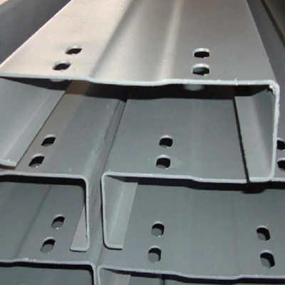 Corrosion de Purlin de structure métallique d'alliage d'aluminium anti pour des portes et Windows fournisseur