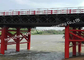 Pont en acier préfabriqué de Bailey pour le pont portatif en acier de construction de projet de garde de l'eau avec les piliers de soutien fournisseur